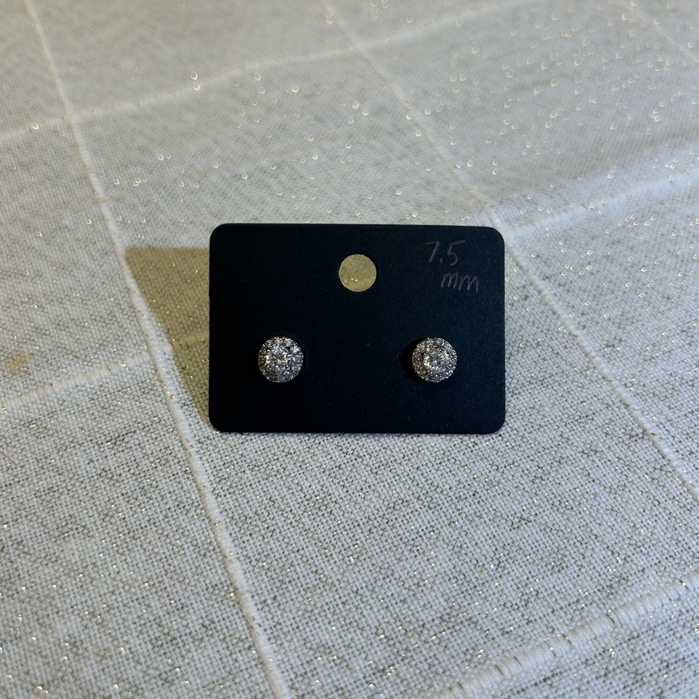 Sparkling Stud Earrings halo design